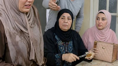 القى زوجي كوب الشاي