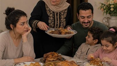 حماتي كل ما ناكل عندها حكايات بسمه