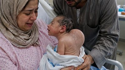 الابن الاحدب حكايات زهرة حصري